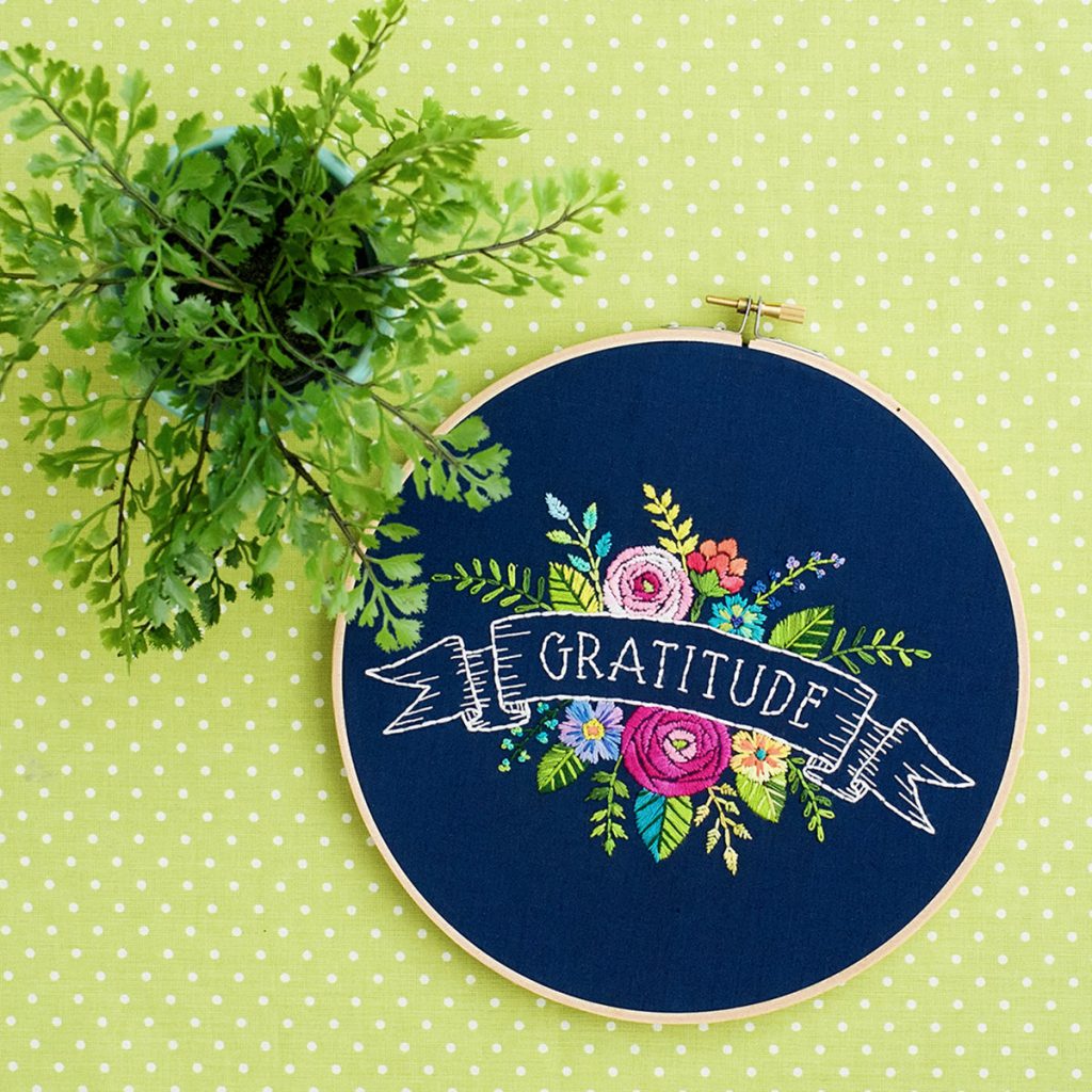 Colorful embroidery for the heart - the Lolli and Grace Interview