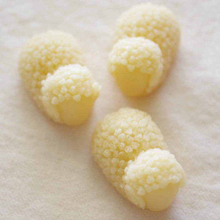 DIY homemade beeswax thread conditioner - don't repeat my mistakes