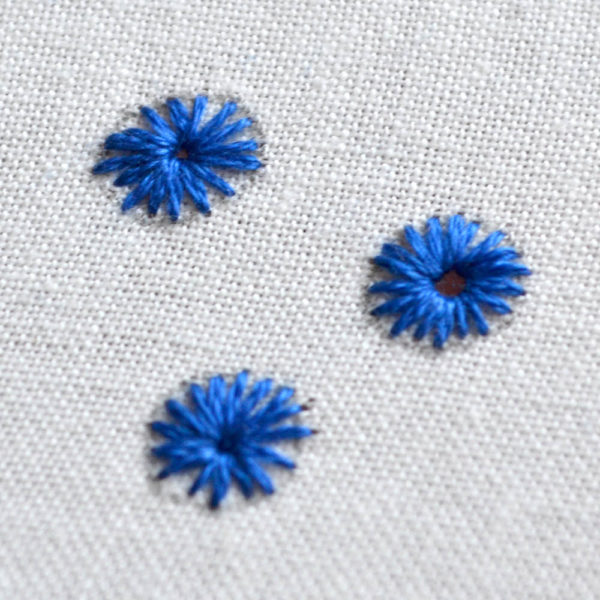 eyelet stitch embroidery tutorial